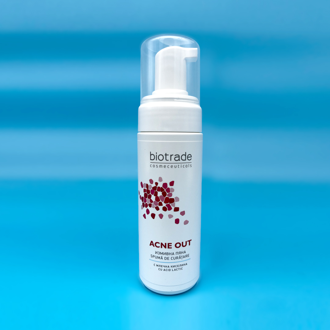 Пінка для очищення Biotrade Acne Out 150 мл