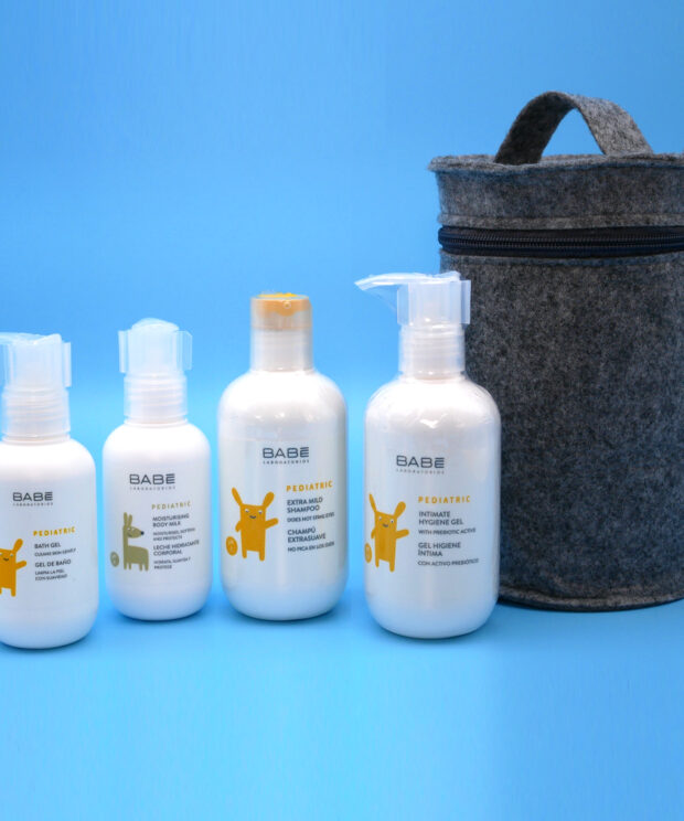 Дитячий набір для щоденного догляду BABE Laboratorios Pediatric з косметичкою у м Рівне
