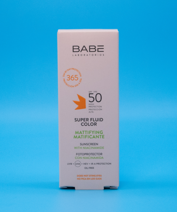 Сонцезахисний матуючий флюїд ВВ з тонуючим ефектом SPF50+ Babe Laboratorios 50 мл у м Рівне